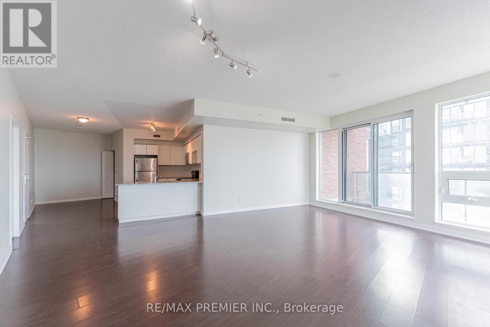 2710 - 150 East Liberty Street, Toronto, Ontario  M6K 3R5 - Photo 9 - C12469088