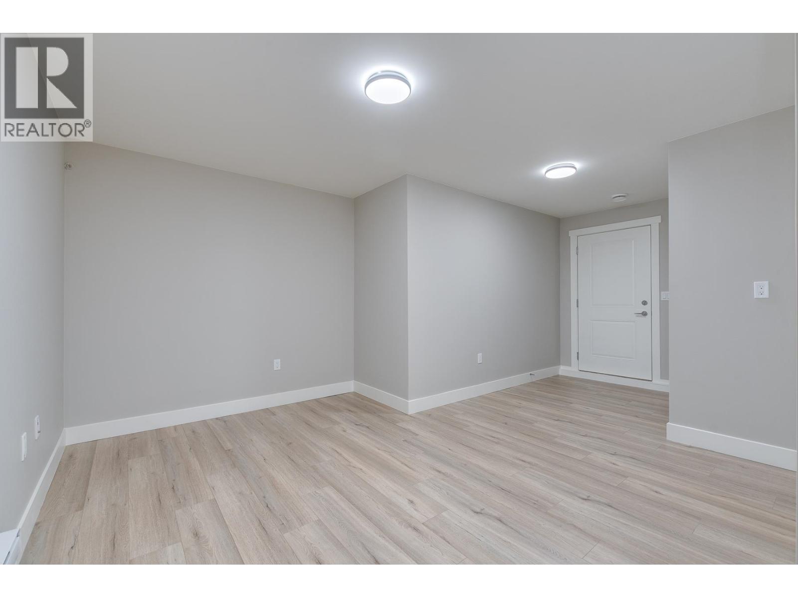 3427 Victoria Drive, Coquitlam, British Columbia  V3B 2V5 - Photo 27 - R3037310