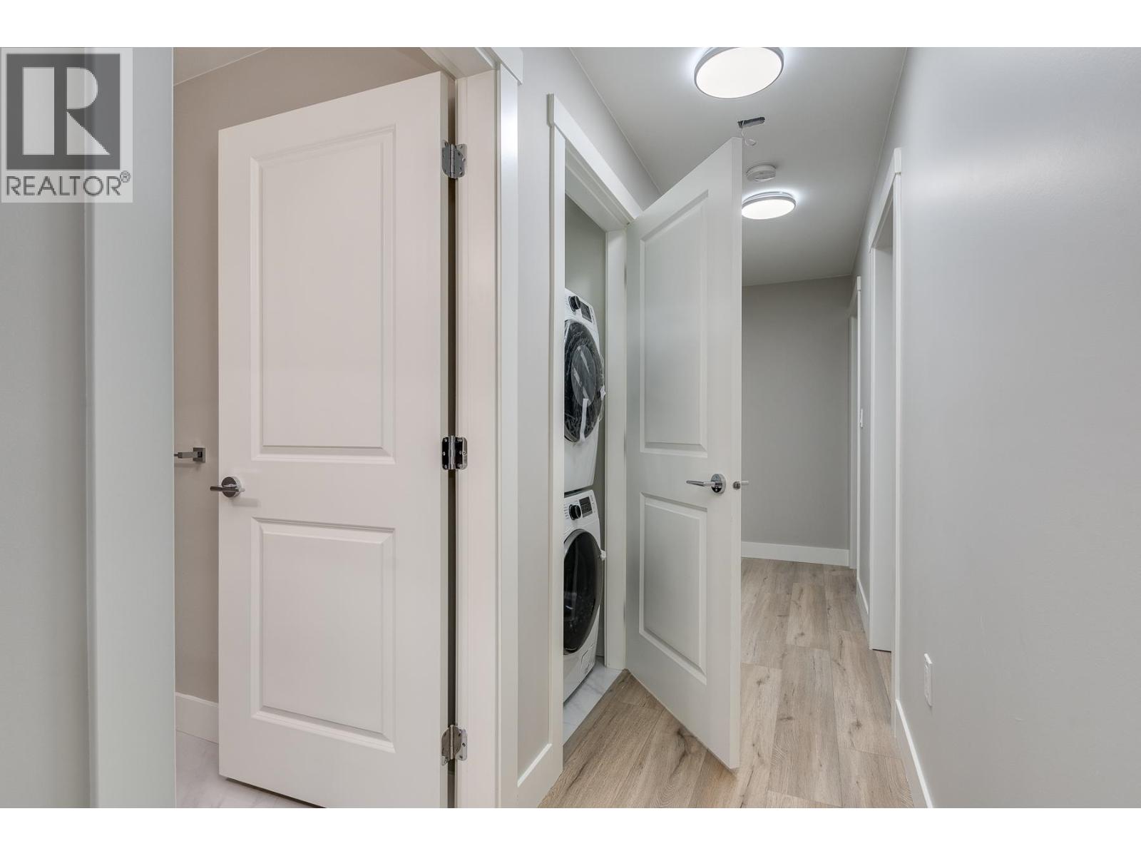 3427 Victoria Drive, Coquitlam, British Columbia  V3B 2V5 - Photo 34 - R3037310