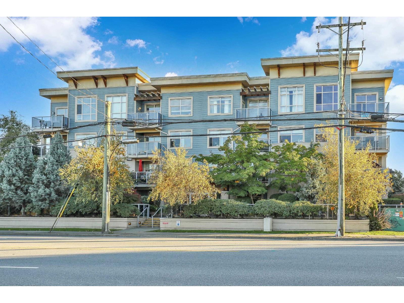 209 19936 56 AVENUE, langley, British Columbia