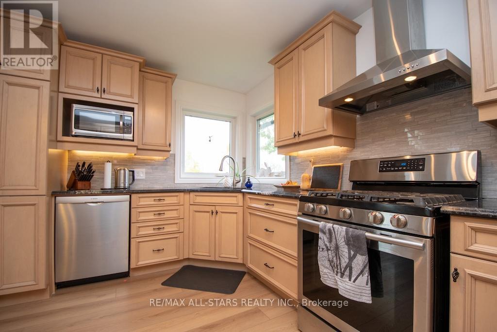 120 Victoria Drive, Kawartha Lakes (Fenelon), Ontario  K0M 1G0 - Photo 10 - X12469178