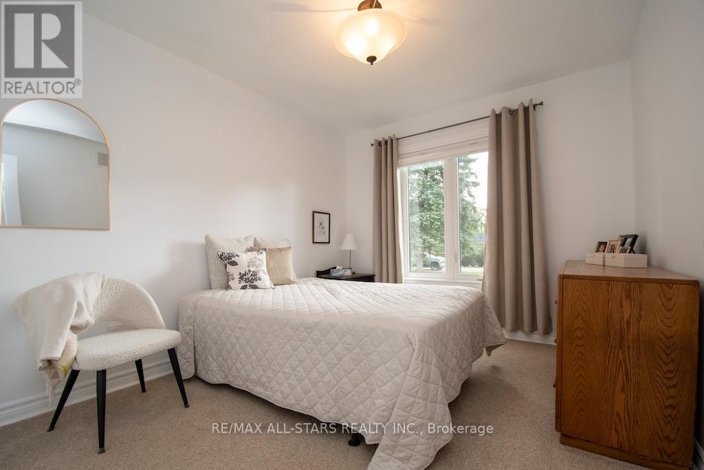 120 Victoria Drive, Kawartha Lakes (Fenelon), Ontario  K0M 1G0 - Photo 19 - X12469178