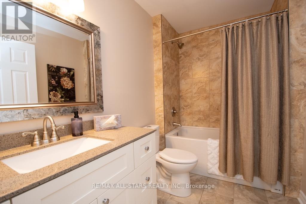120 Victoria Drive, Kawartha Lakes (Fenelon), Ontario  K0M 1G0 - Photo 20 - X12469178