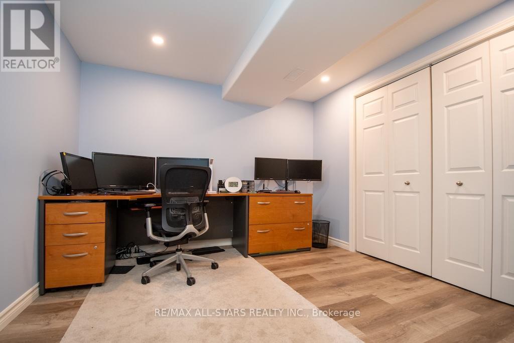 120 Victoria Drive, Kawartha Lakes (Fenelon), Ontario  K0M 1G0 - Photo 24 - X12469178