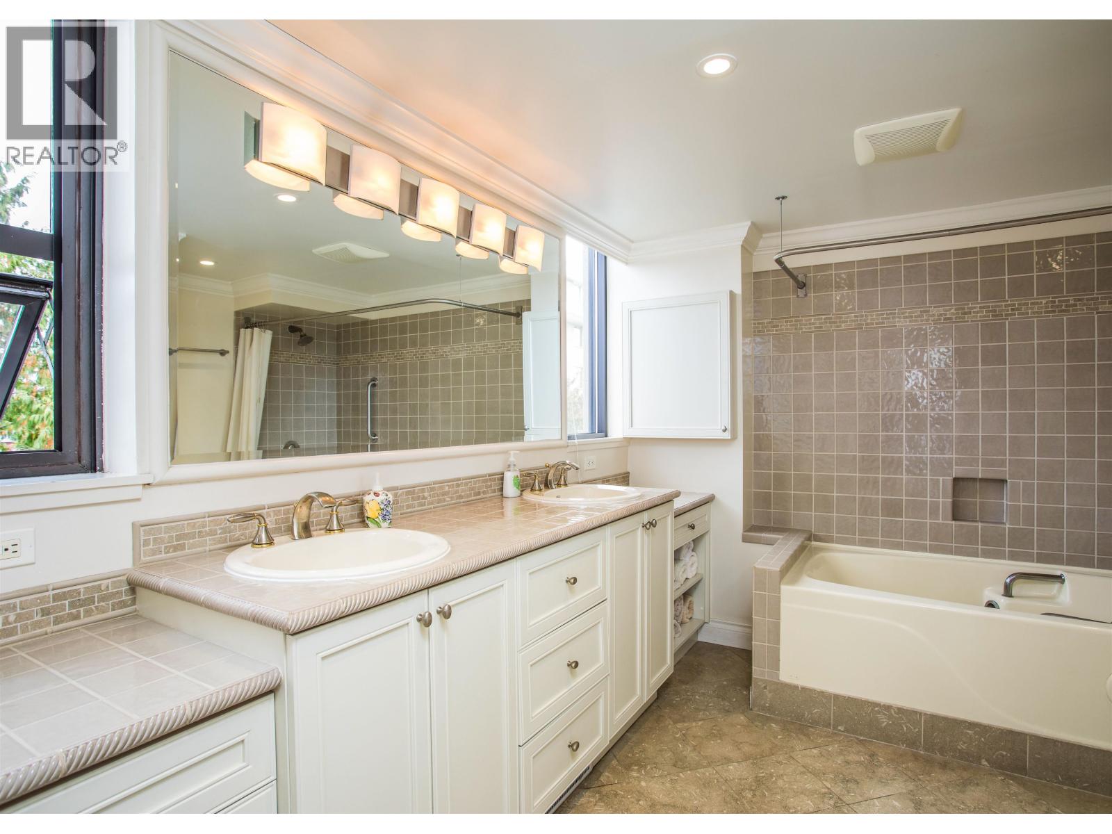 801 2180 W 43rd Avenue, Vancouver, British Columbia  V6M 2E1 - Photo 28 - R3058736