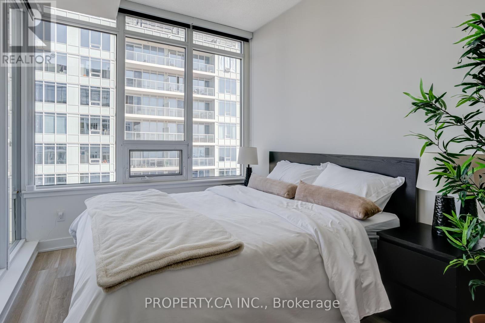 4110 - 19 Bathurst Street, Toronto, Ontario  M5V 1A5 - Photo 11 - C12454137