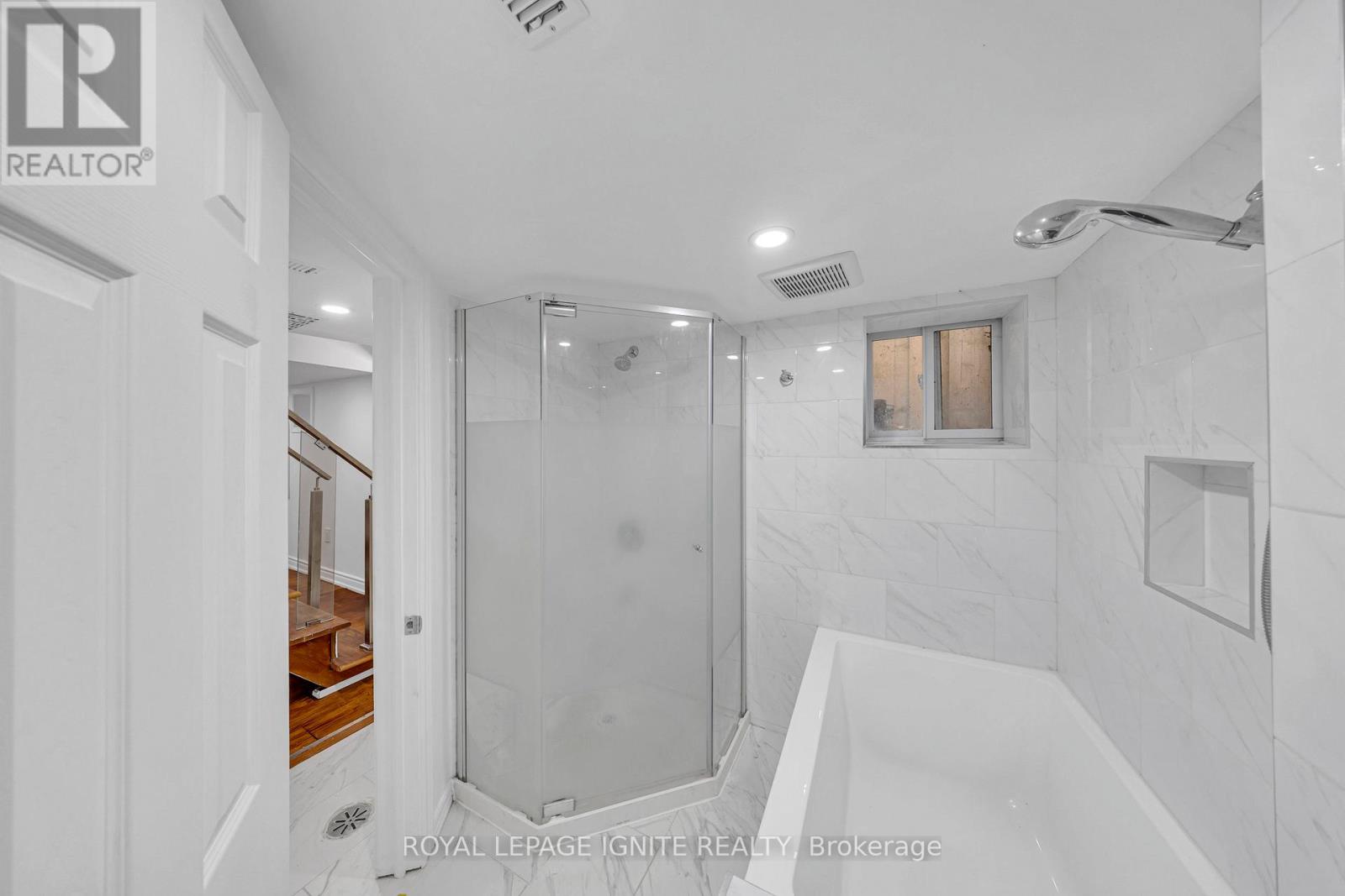 148 Barrington Avenue, Toronto, Ontario  M4C 4Z2 - Photo 22 - E12469124