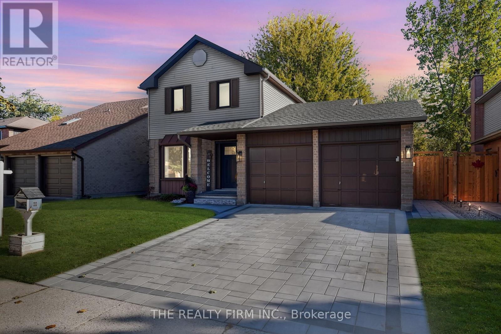 107 Cheswick Circle, London South, Ontario  N6E 3L2 - Photo 2 - X12469203
