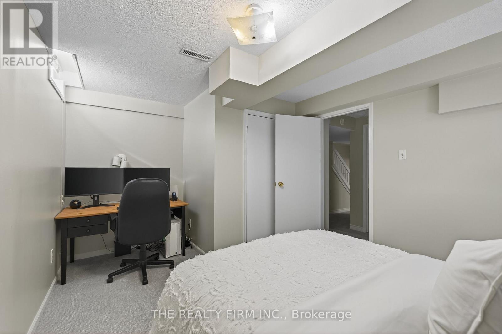 107 Cheswick Circle, London South, Ontario  N6E 3L2 - Photo 33 - X12469203