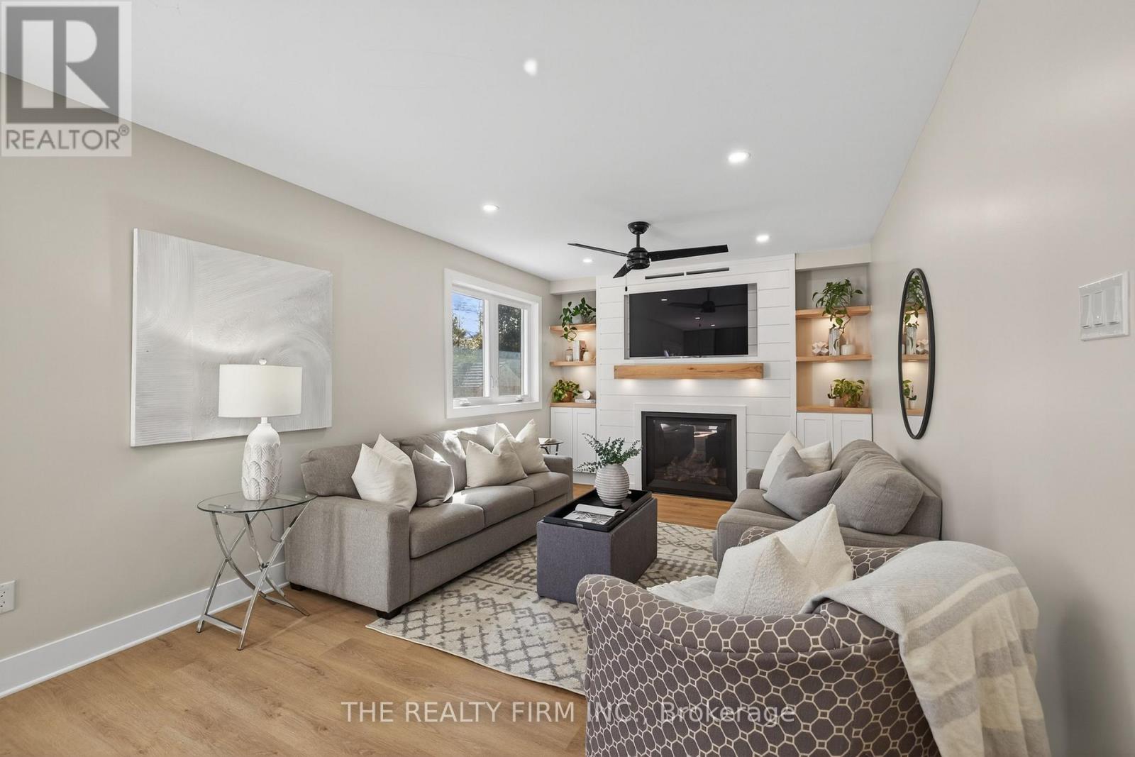 107 Cheswick Circle, London South, Ontario  N6E 3L2 - Photo 6 - X12469203