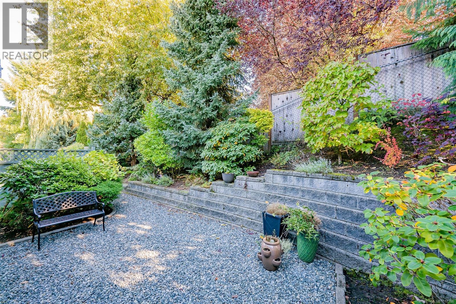 6120 Bellflower Way, Nanaimo, British Columbia  V9T 6L2 - Photo 15 - 1017286