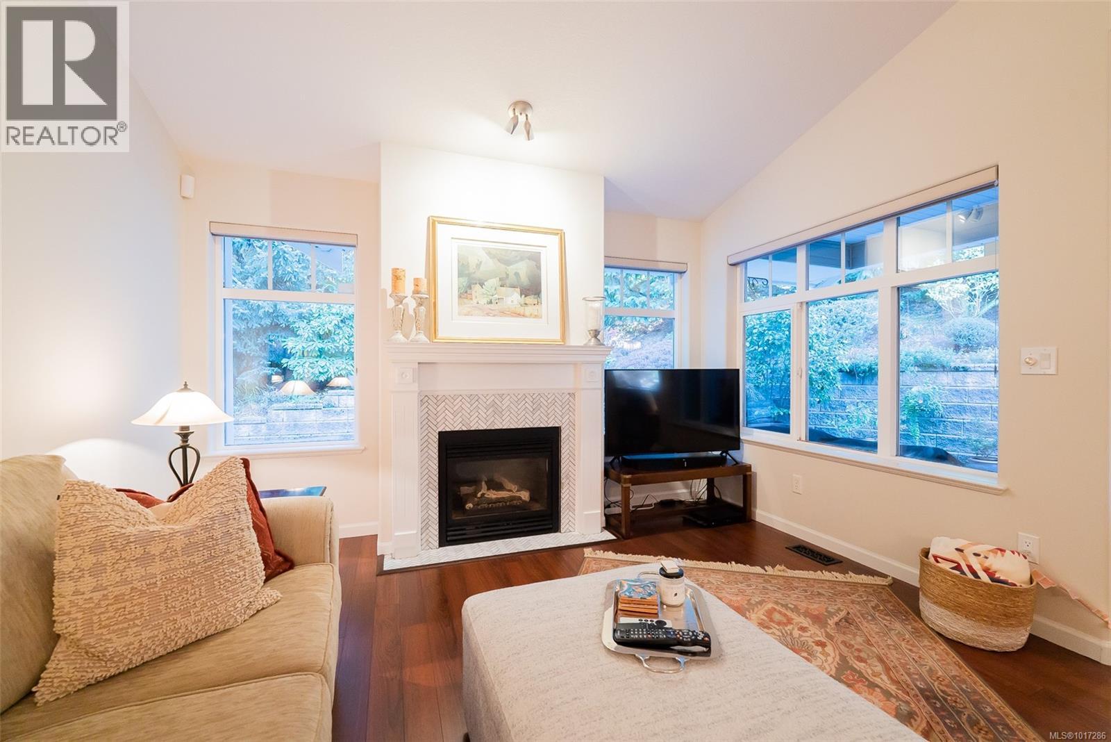 6120 Bellflower Way, Nanaimo, British Columbia  V9T 6L2 - Photo 3 - 1017286