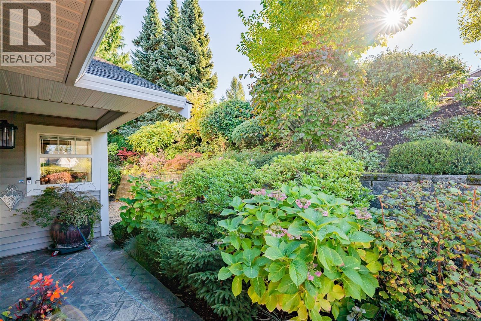 6120 Bellflower Way, Nanaimo, British Columbia  V9T 6L2 - Photo 37 - 1017286