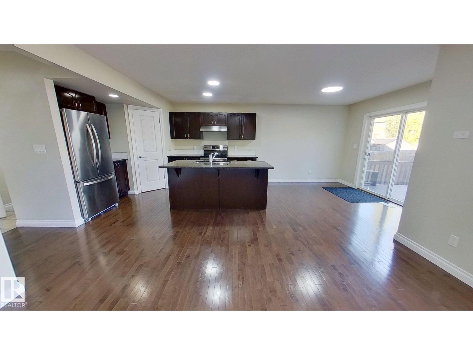 3236 17b Av Nw, Edmonton, Alberta  T6T 0P4 - Photo 4 - E4462568