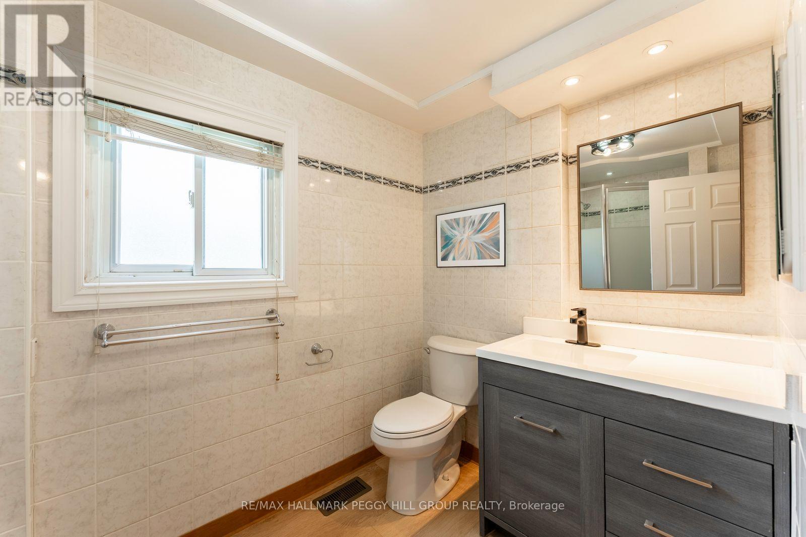 262 Duckworth Street, Barrie (Codrington), Ontario  L4M 3X2 - Photo 17 - S12466011
