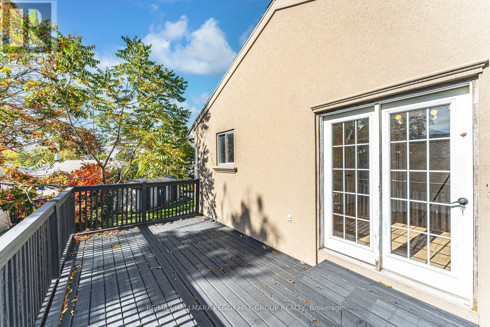 262 Duckworth Street, Barrie (Codrington), Ontario  L4M 3X2 - Photo 11 - S12466011