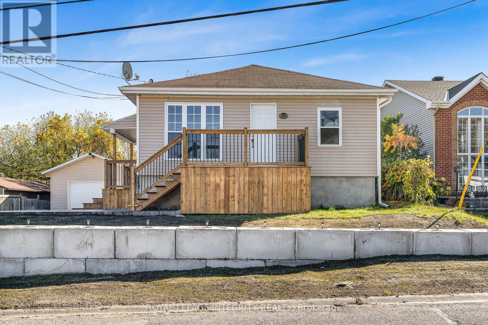 2053 CATHERINE STREET, Clarence-Rockland, Ontario