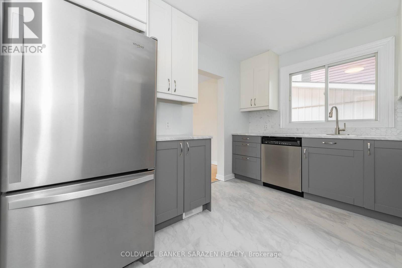 2707 Priscilla Street, Ottawa, Ontario  K2B 7E1 - Photo 11 - X12469200