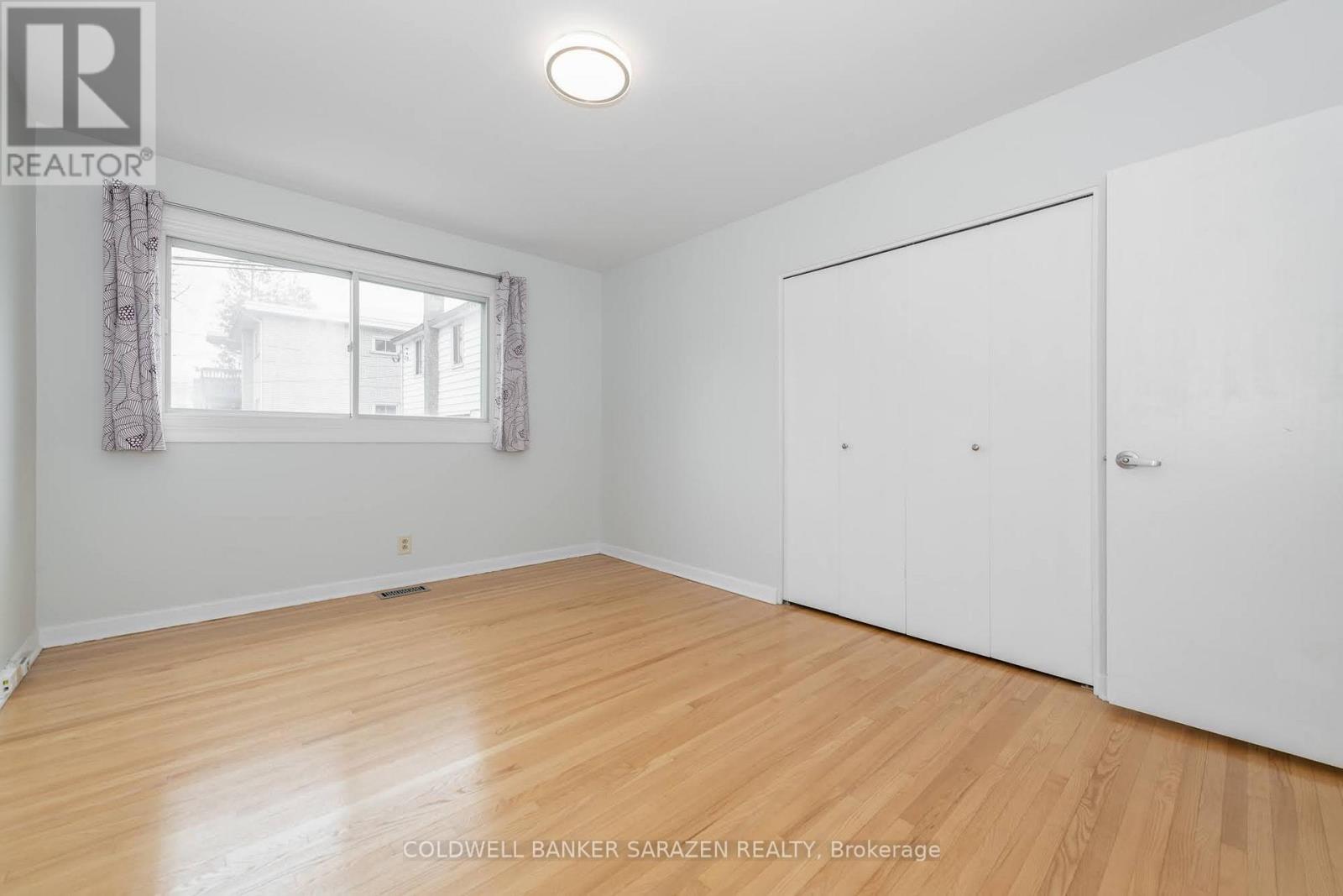2707 Priscilla Street, Ottawa, Ontario  K2B 7E1 - Photo 9 - X12469200