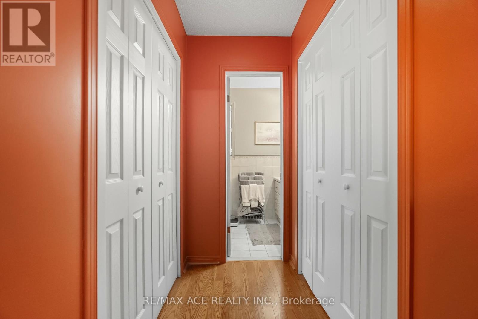 17 Black Willow Court, Richmond Hill, Ontario  L4E 2M7 - Photo 23 - N12469086