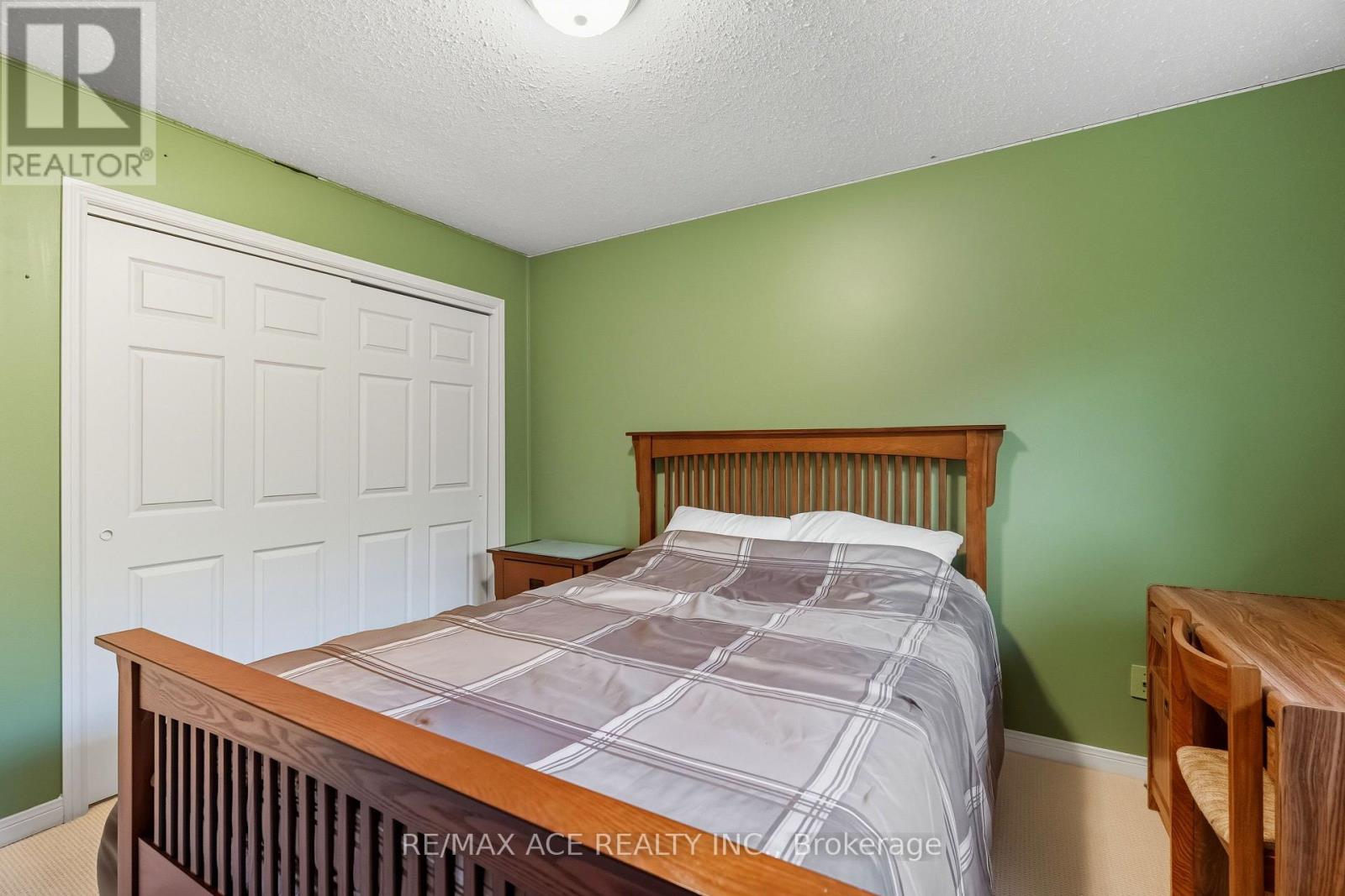 17 Black Willow Court, Richmond Hill, Ontario  L4E 2M7 - Photo 32 - N12469086