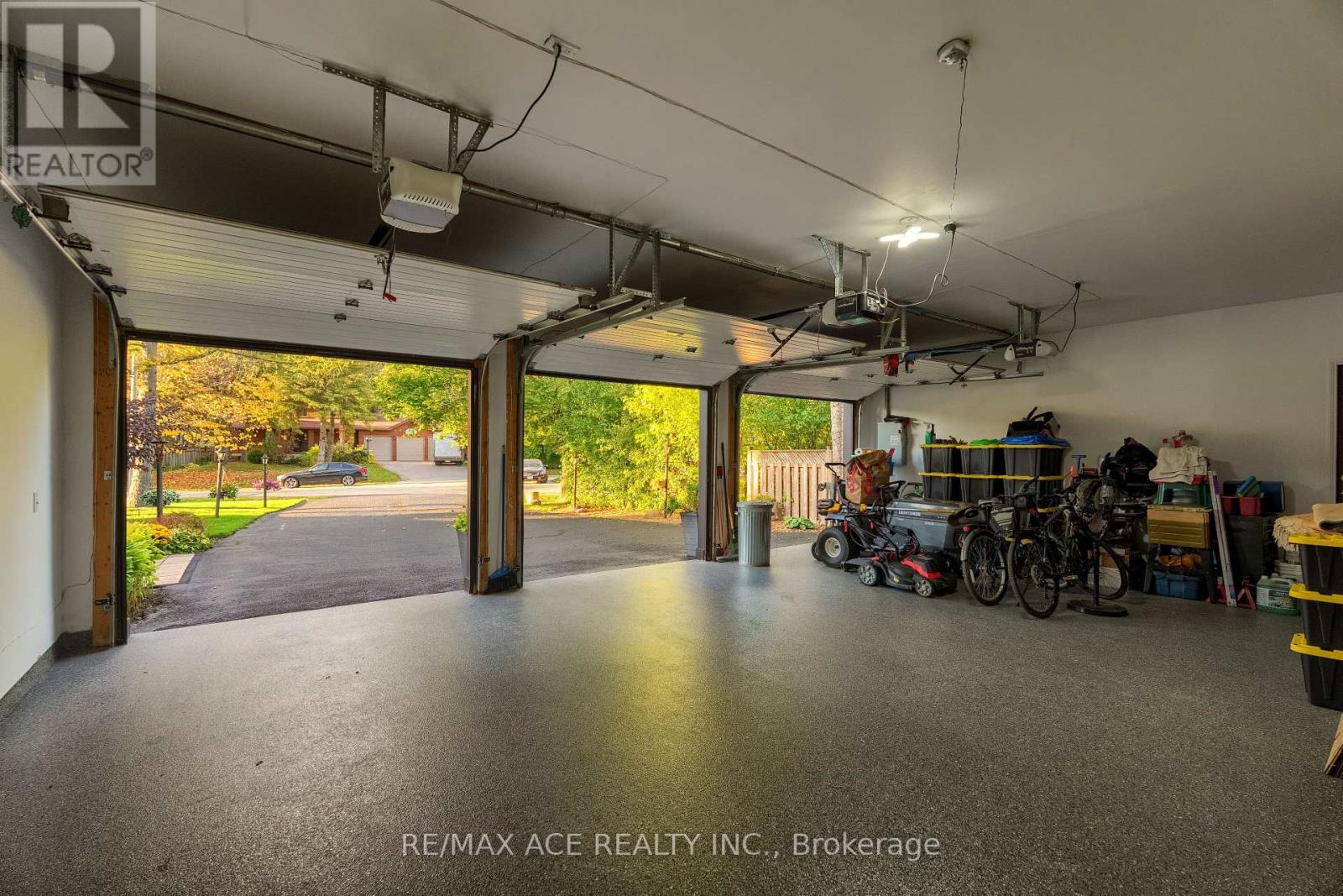 17 Black Willow Court, Richmond Hill, Ontario  L4E 2M7 - Photo 43 - N12469086