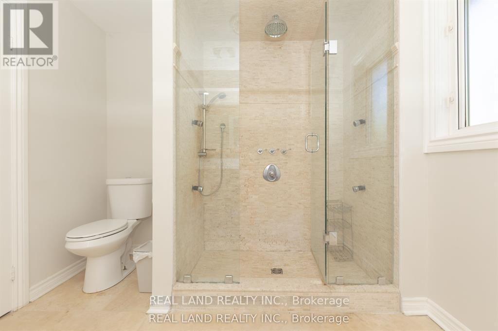 10 Timpson Drive, Aurora, Ontario  L4G 5K6 - Photo 24 - N12469106