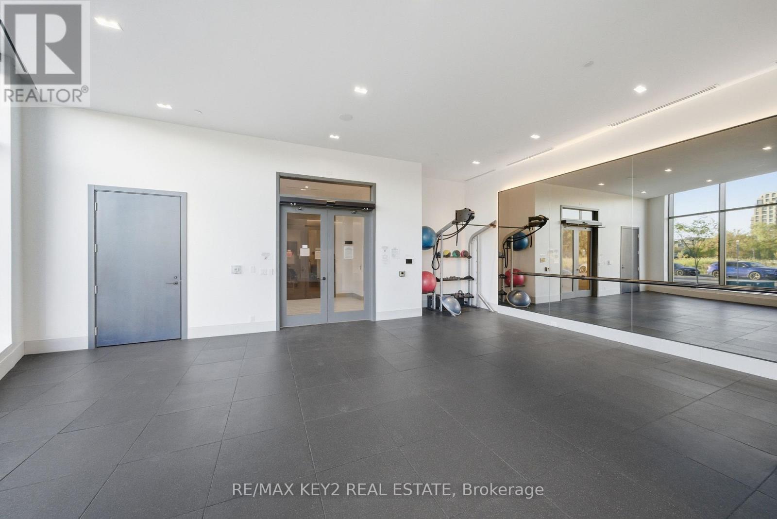 601 - 38 Water Walk Drive, Markham, Ontario  L3R 6M8 - Photo 29 - N12469115