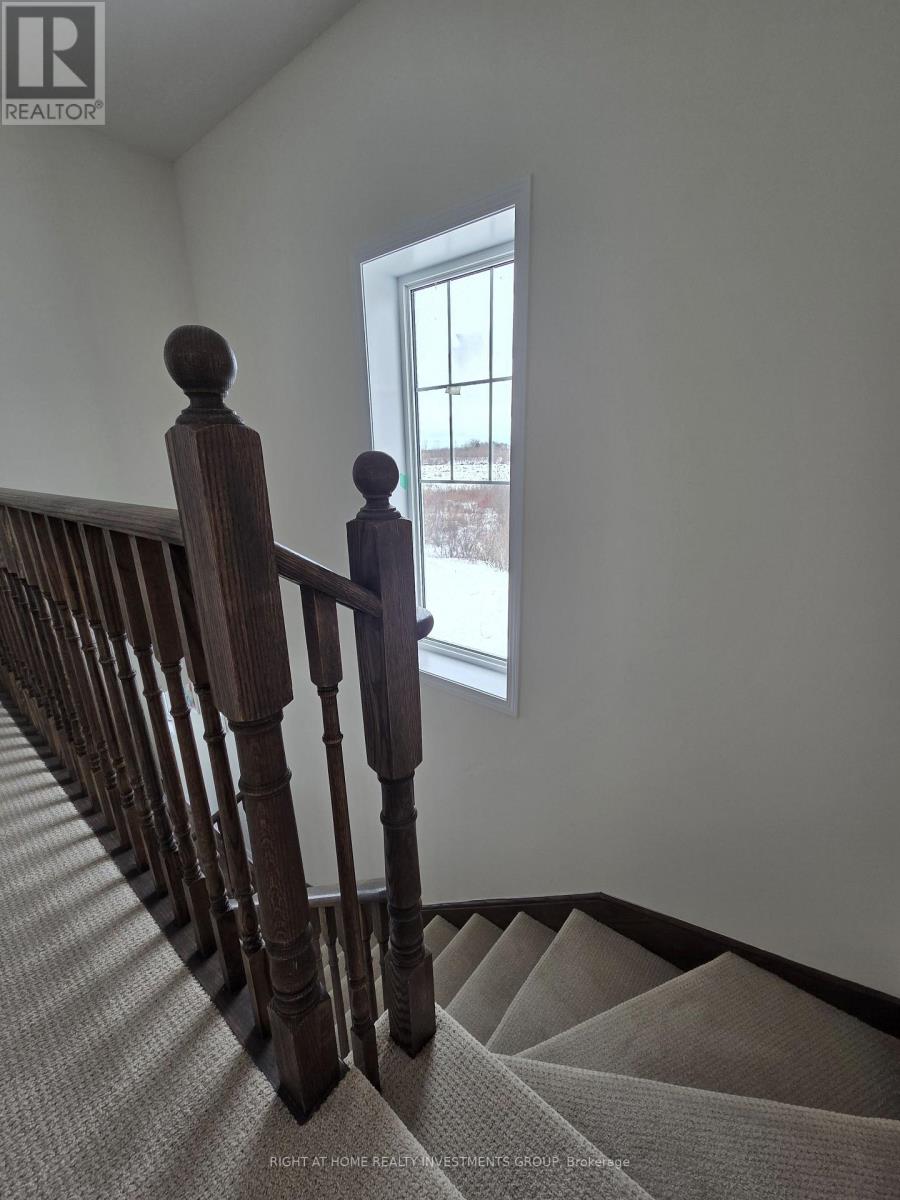 83 Shelburne Avenue, Wasaga Beach, Ontario  L9Z 0L2 - Photo 15 - S12469130