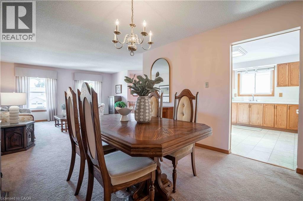 1447 Reynolds Avenue, Burlington, Ontario  L7M 3B6 - Photo 9 - 40779939