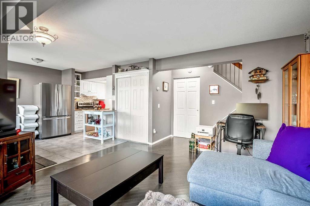 2, 1055 72 Avenue Nw, Calgary, Alberta  T2K 5S4 - Photo 13 - A2264496
