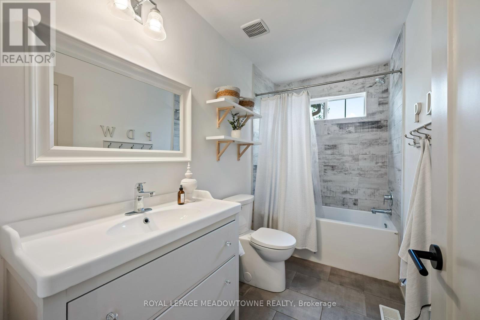 13394 Tenth Line, Halton Hills, Ontario  L7G 4S8 - Photo 28 - W12443164