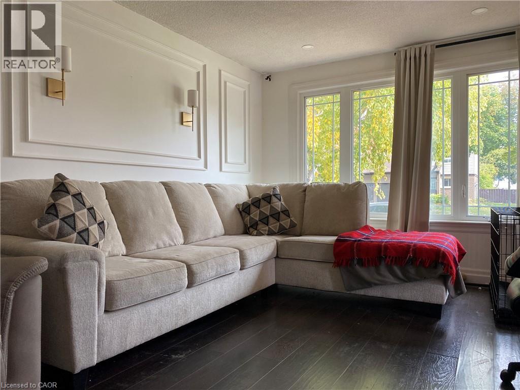 24 Queenslea Drive, Hamilton, Ontario  L8W 1G1 - Photo 3 - 40764307