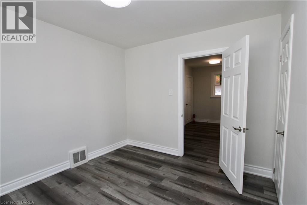 17 Borden Street, Brantford, Ontario  N3R 2G8 - Photo 18 - 40780238