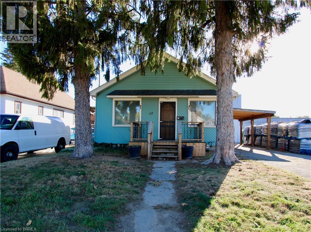 17 BORDEN Street, brantford, Ontario