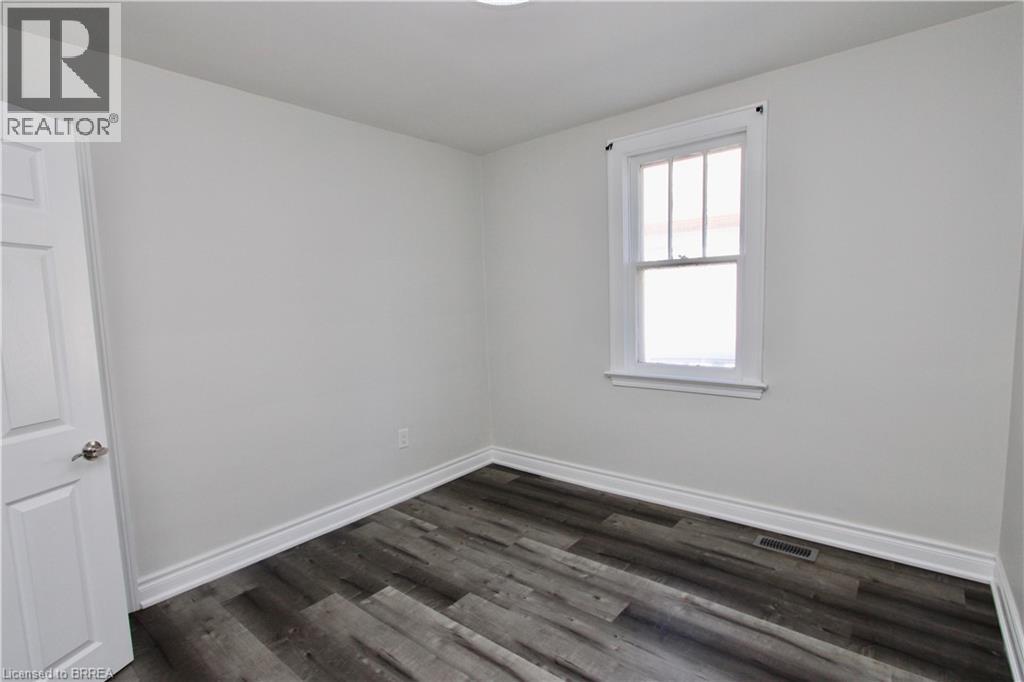 17 Borden Street, Brantford, Ontario  N3R 5J7 - Photo 21 - 40780230
