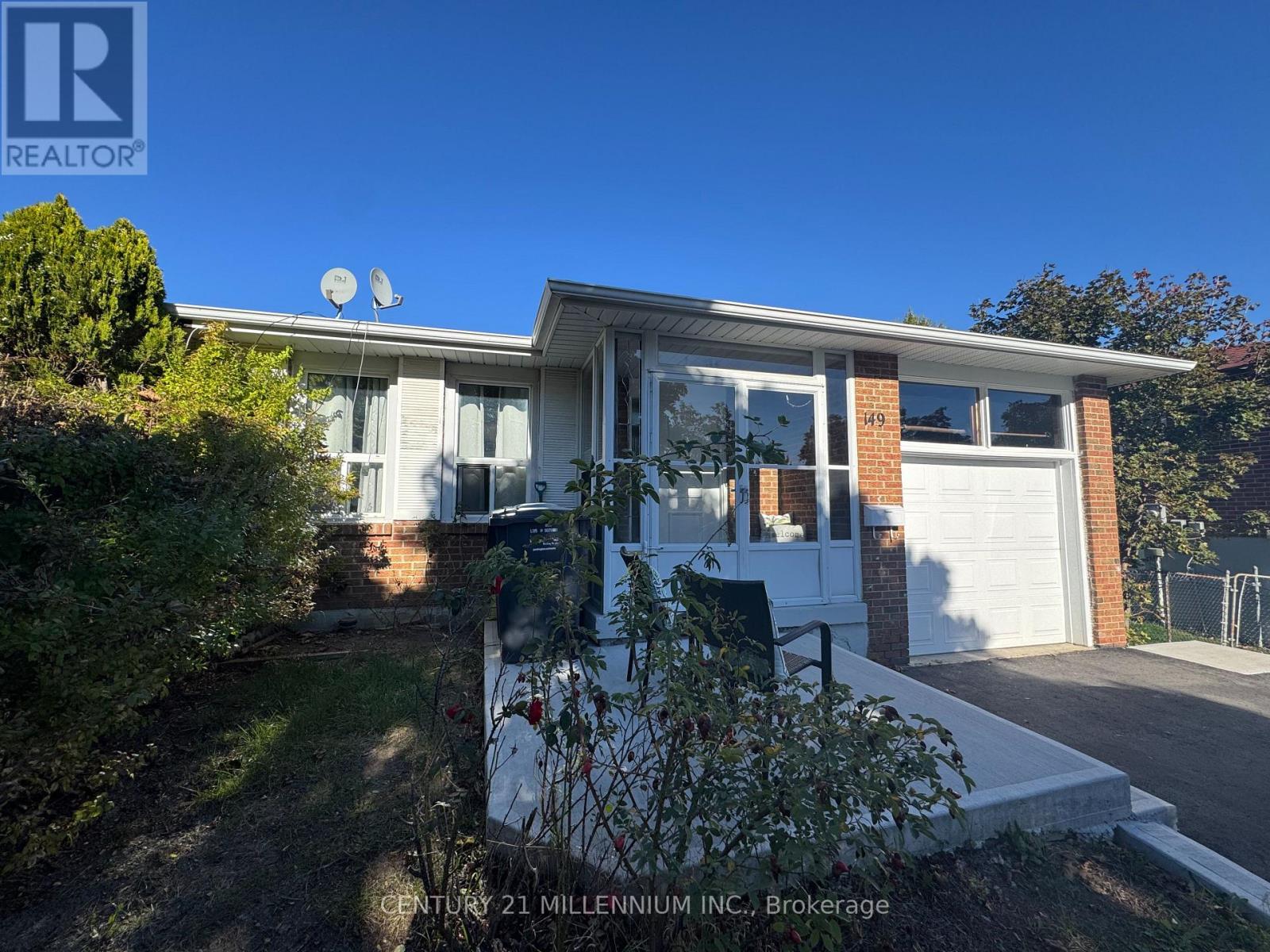 UPPER - 149 MANITOU CRESCENT, Brampton, Ontario