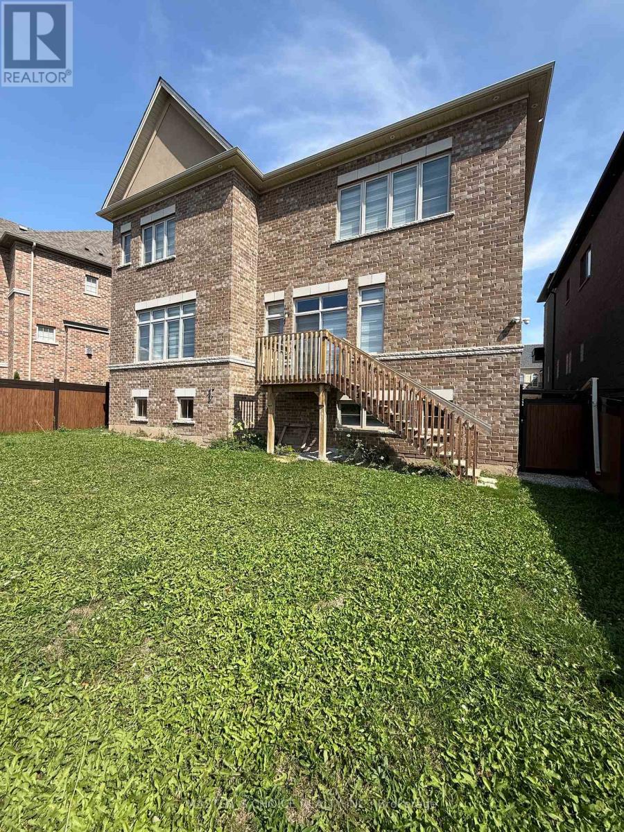 48 Abigail Grace Crescent, Brampton, Ontario  L6X 5R2 - Photo 26 - W12469079