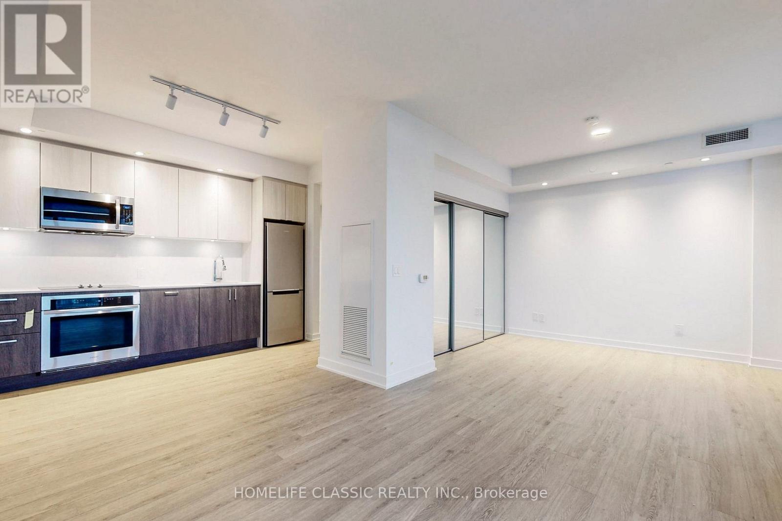 2902 - 1928 Lake Shore Boulevard W, Toronto, Ontario  M6S 1A1 - Photo 5 - W12469080