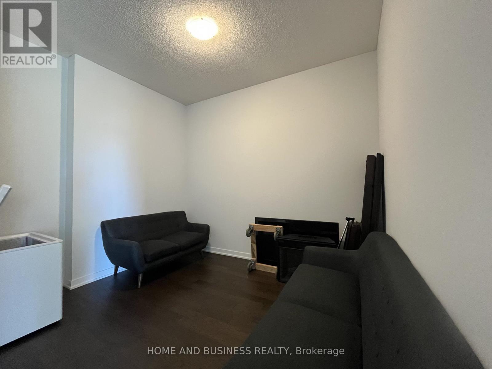 402 - 510 Curran Place, Mississauga, Ontario  L5B 0J8 - Photo 11 - W12469085