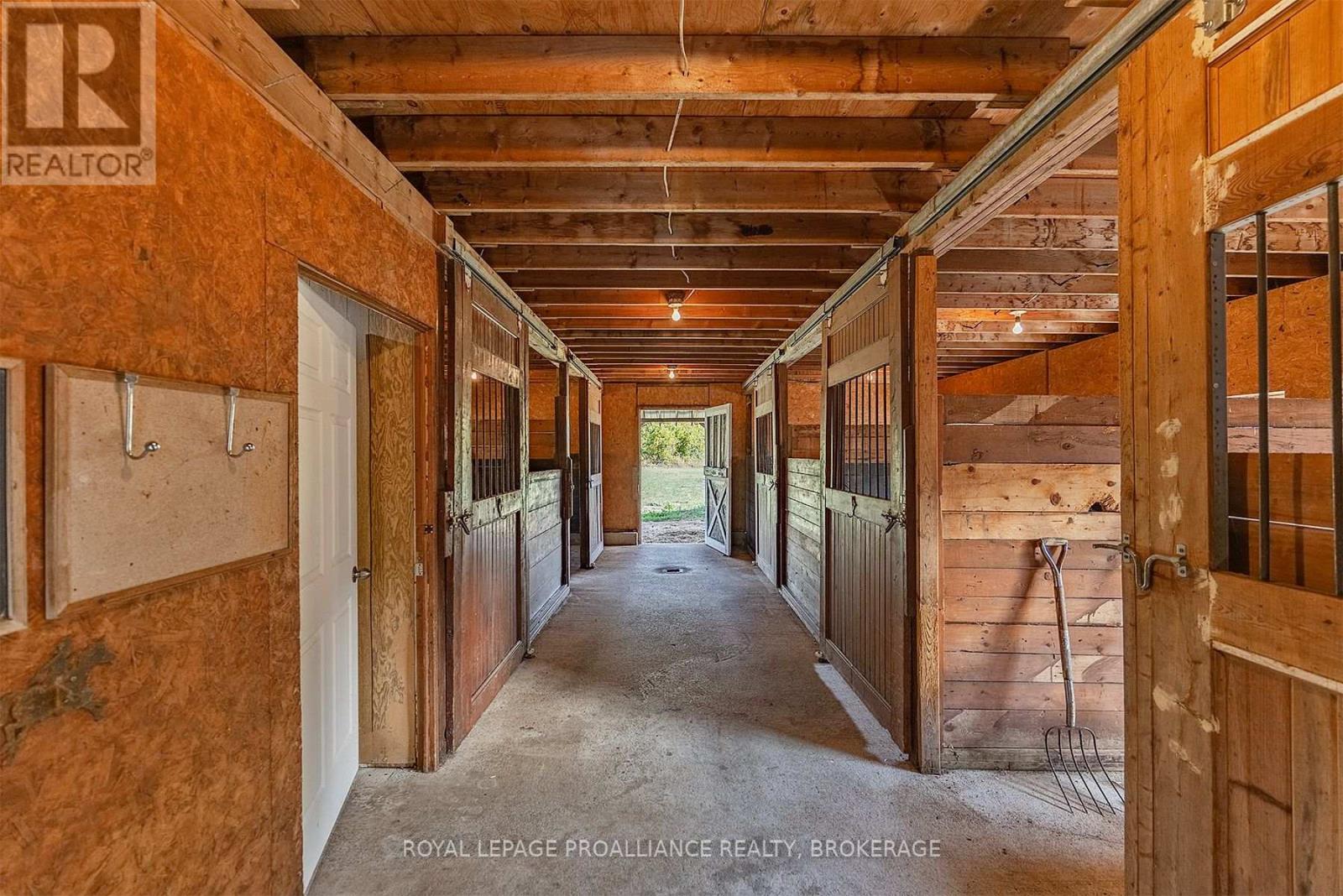 3746 Stage Coach Road, Frontenac, Ontario  K0H 1V0 - Photo 47 - X12469210