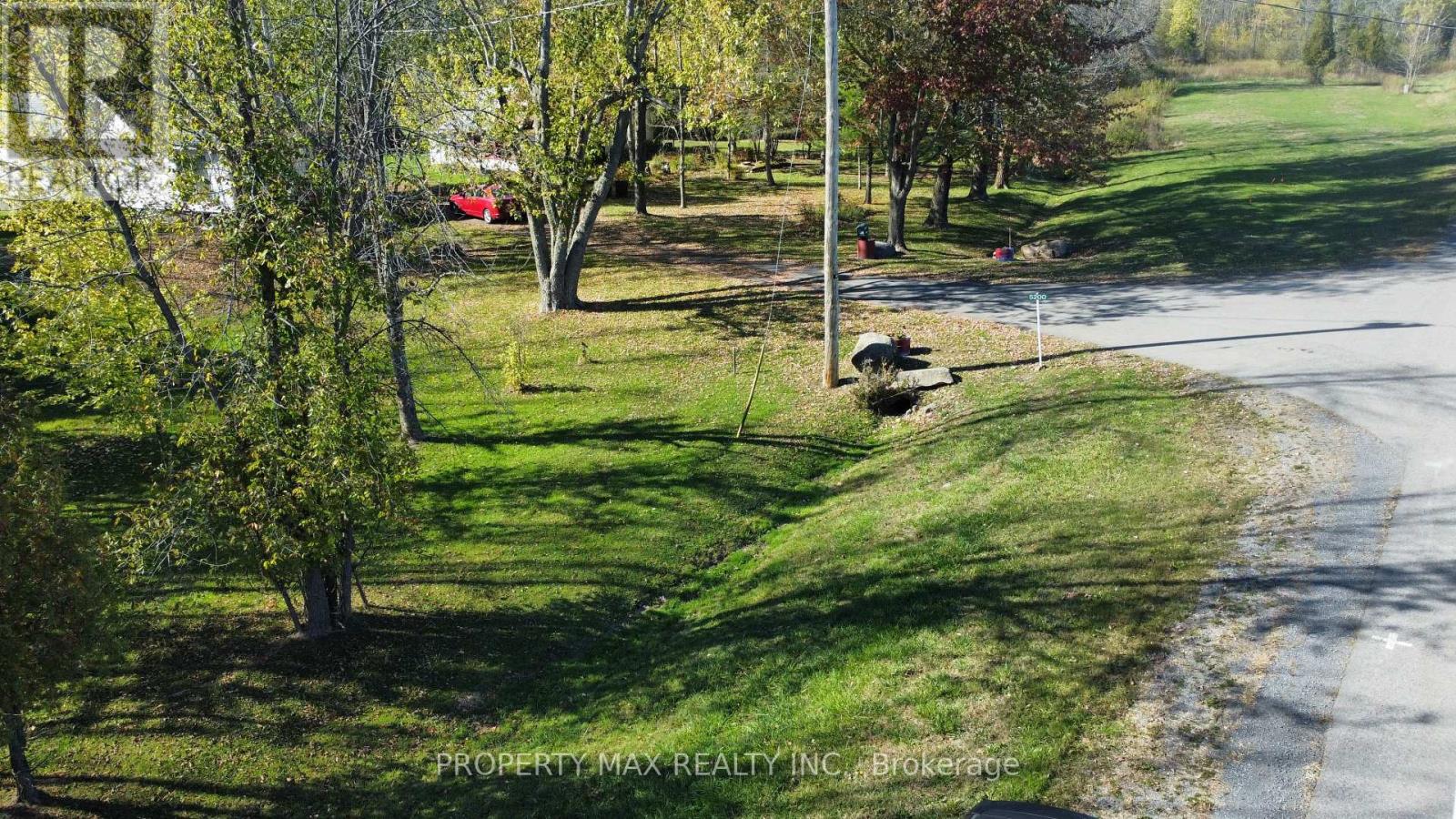 Na Aultsville Road, South Stormont, Ontario  K0C 1M0 - Photo 8 - X12469078