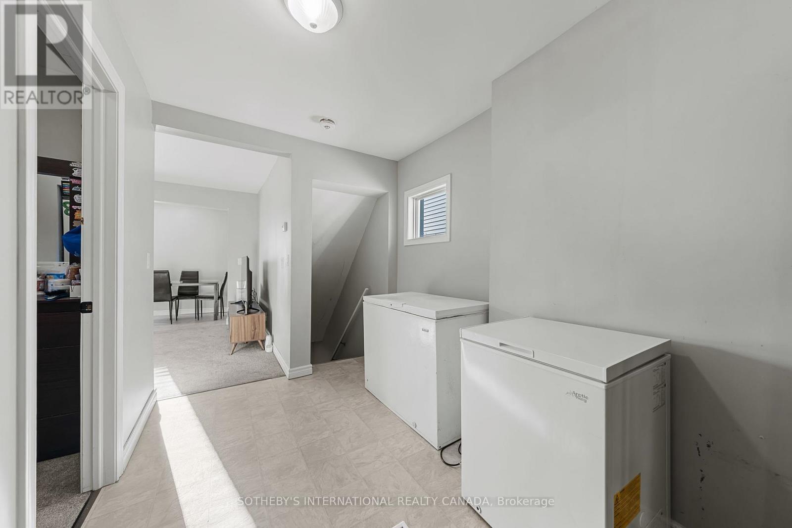 15 Grantham Avenue, Cambridge, Ontario  N1R 4V3 - Photo 25 - X12469082