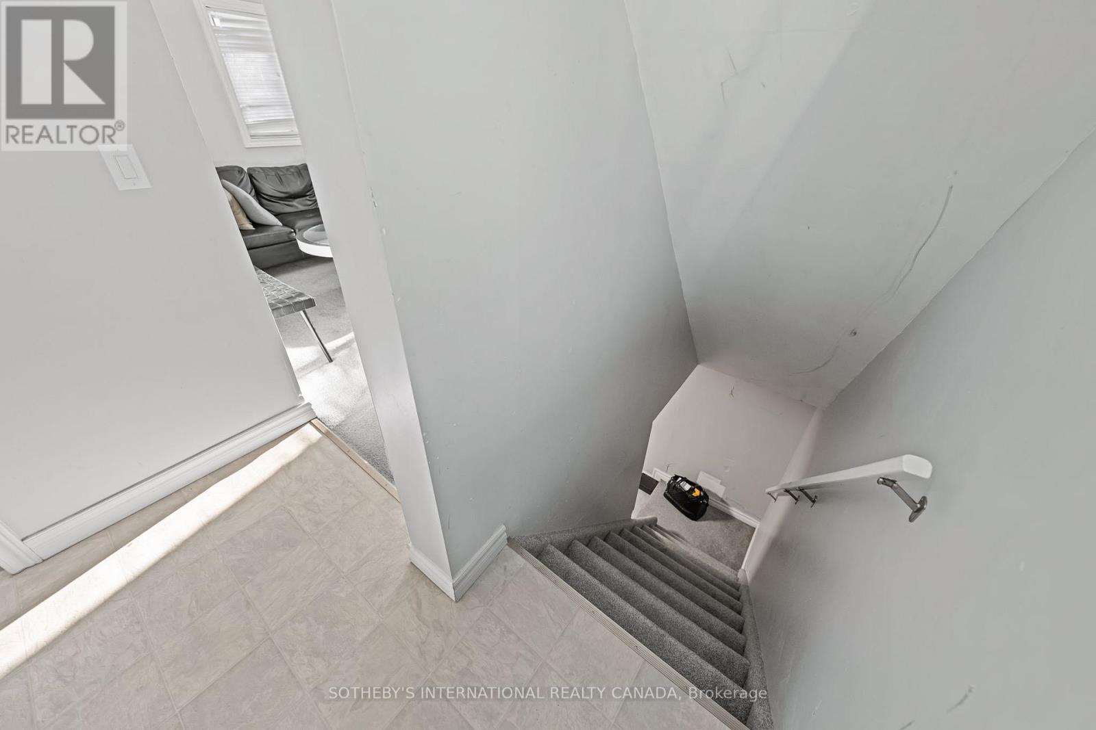 15 Grantham Avenue, Cambridge, Ontario  N1R 4V3 - Photo 26 - X12469082
