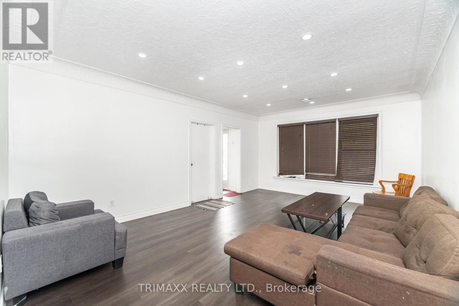 5302 Biamonte Parkway, Niagara Falls, Ontario  L2E 5E8 - Photo 7 - X12469102