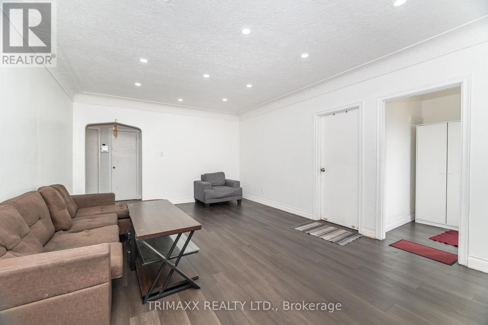5302 Biamonte Parkway, Niagara Falls, Ontario  L2E 5E8 - Photo 8 - X12469102