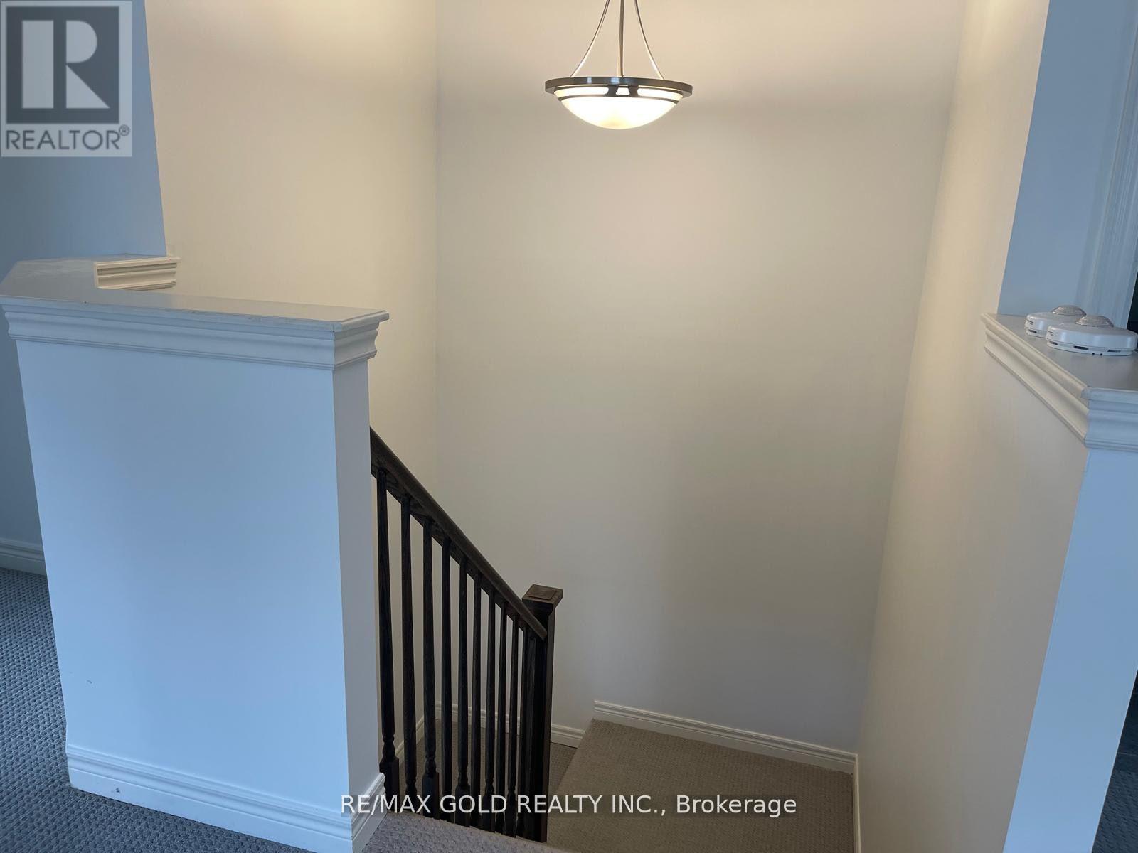 9525 Tallgrass Avenue, Niagara Falls, Ontario  L2G 0Y2 - Photo 6 - X12469119