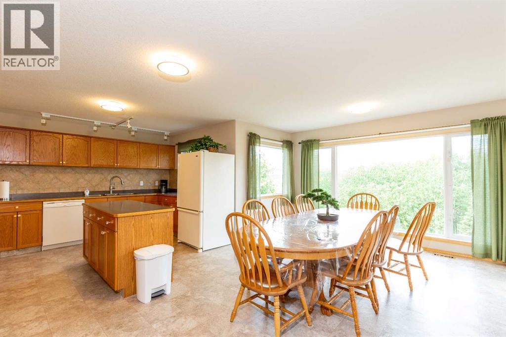 29407 Township Rd 3-0, Twin Butte, Alberta  T0K 1W0 - Photo 16 - A2262168