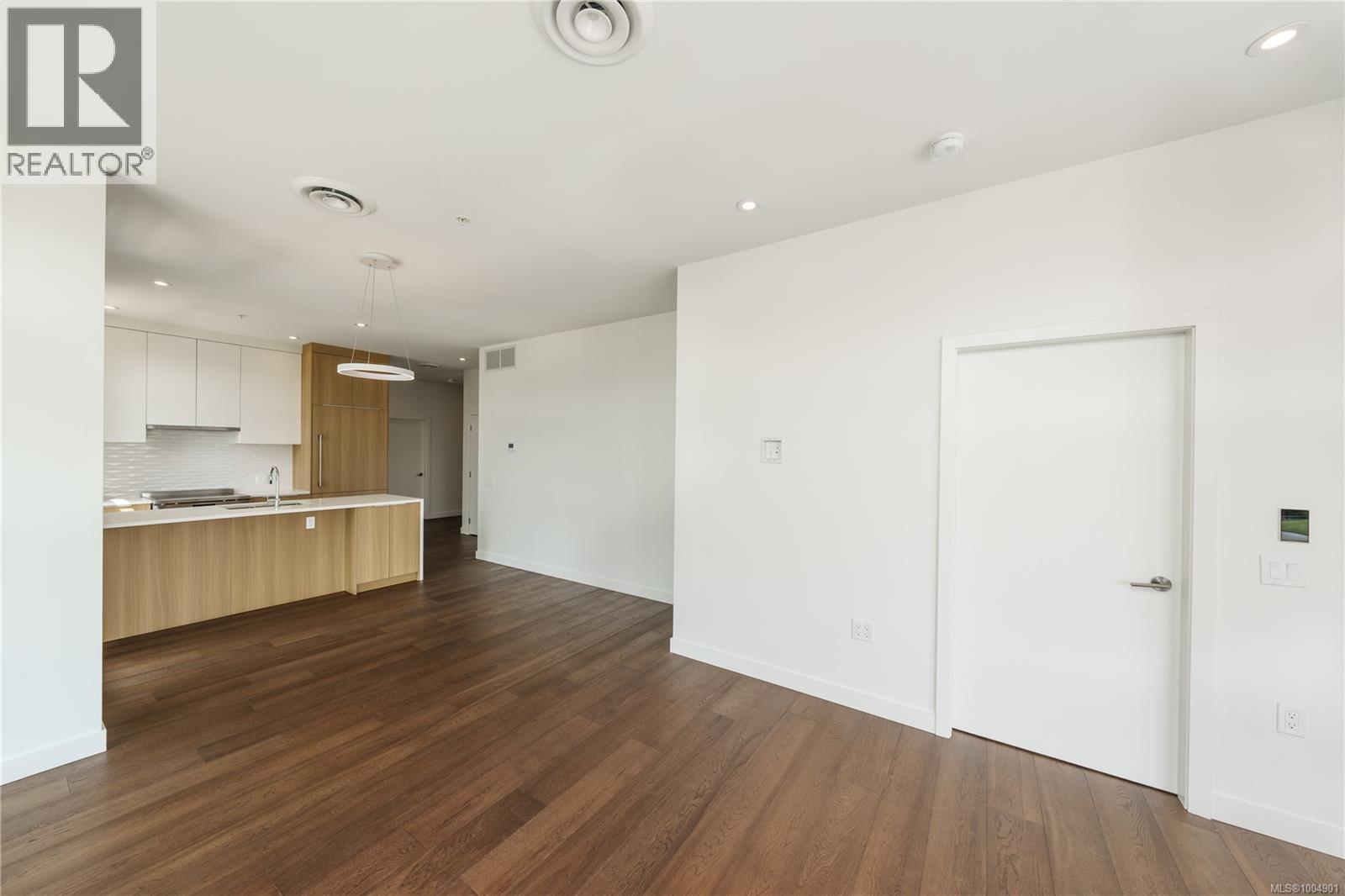 204 9570 Fifth St, Sidney, British Columbia  V8L 2W5 - Photo 18 - 1004901