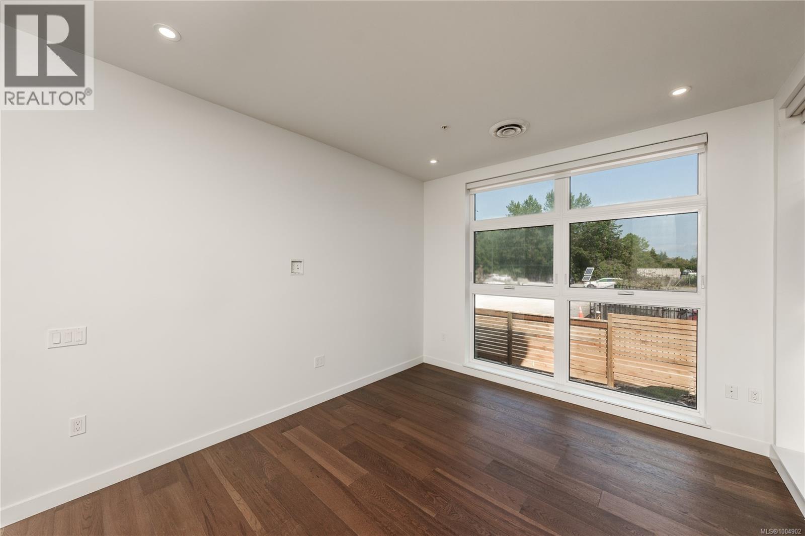 108 9570 Fifth St, Sidney, British Columbia  V8L 2W5 - Photo 6 - 1004902